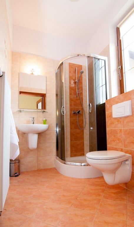 ホテルVera Sulechów 部屋 写真