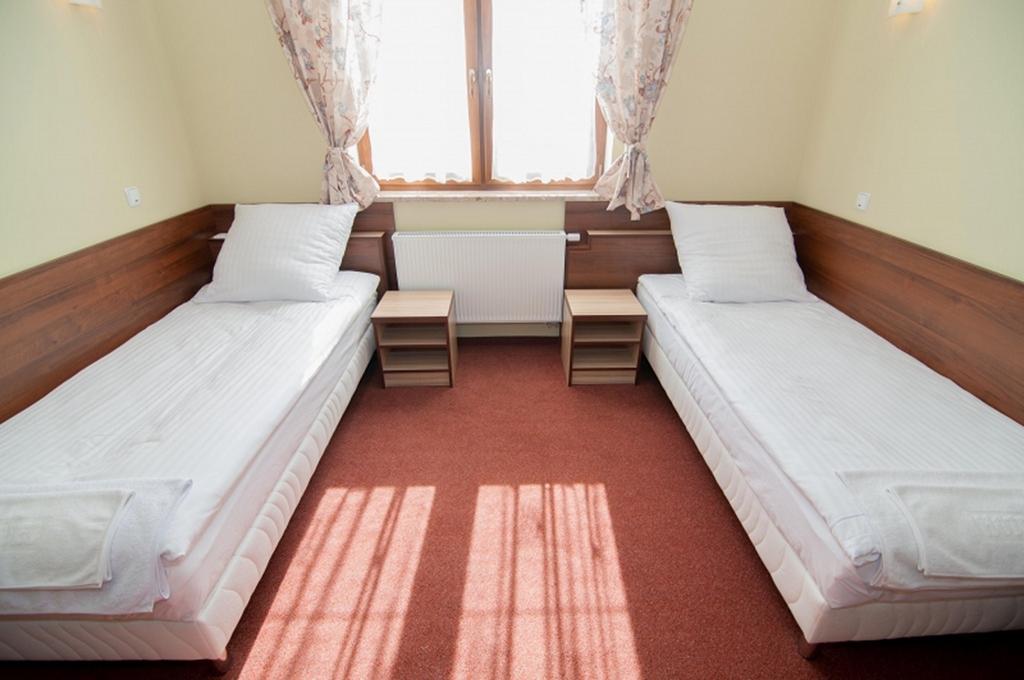ホテルVera Sulechów 部屋 写真